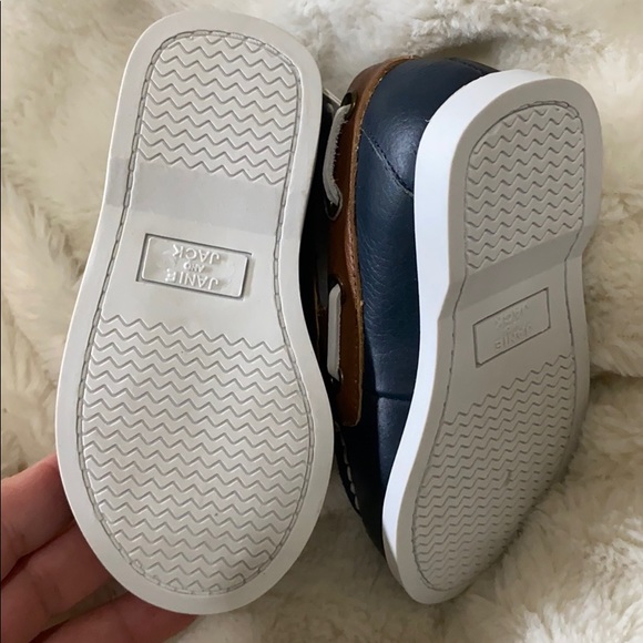 Janie and jack baby shoes - Picture 2 of 3